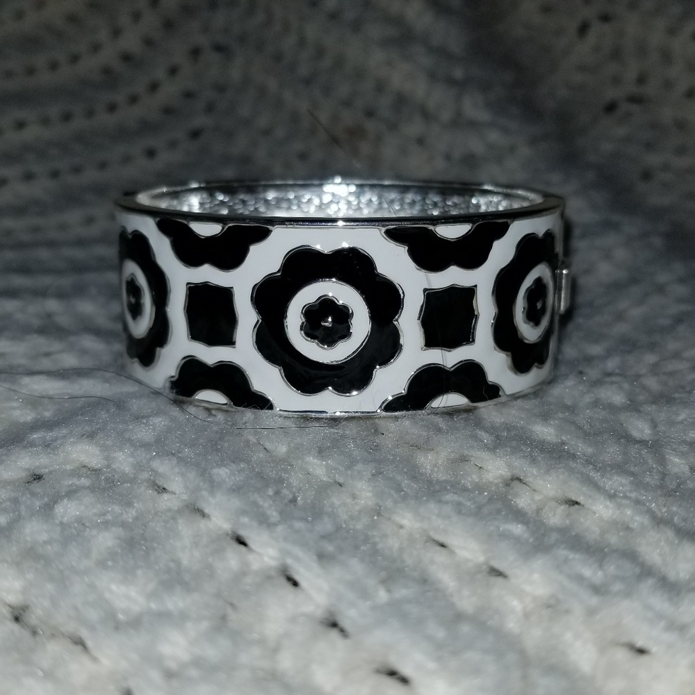 Vera Bradley Bracelet Black, White & Silver